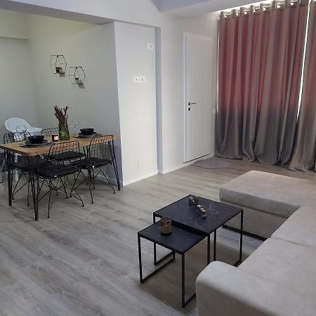 Venus'S Apartment Vlorë Esterno foto